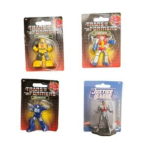 Lot 4 Mattel DC Justice League Transformers Mini Figures Bumblebee Starscream